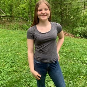 Super simple and cute short-sleeve top!!